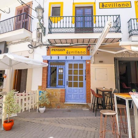Pension Sevillano Nerja Buitenkant foto